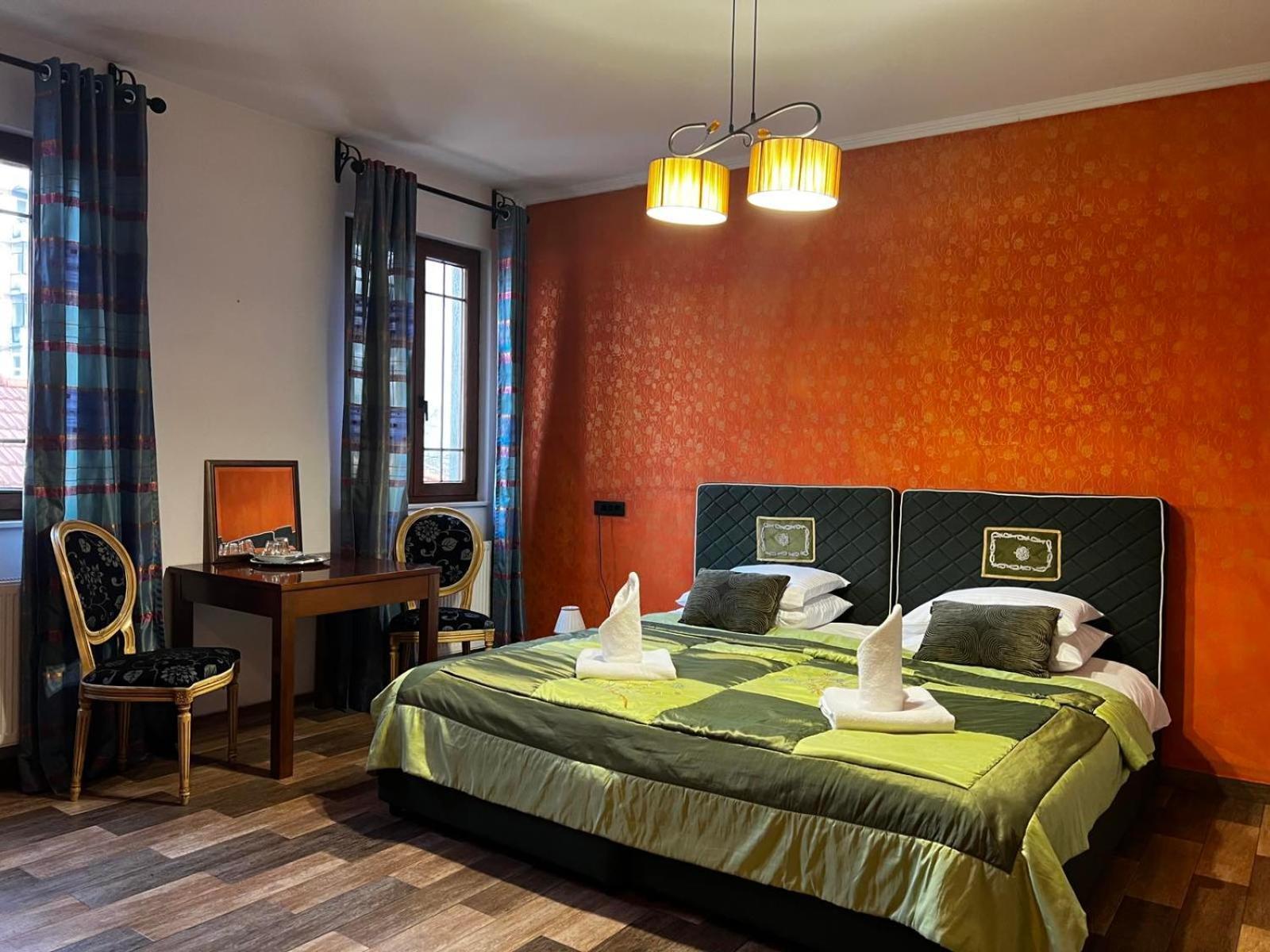 Hotel Royal Gold 4*